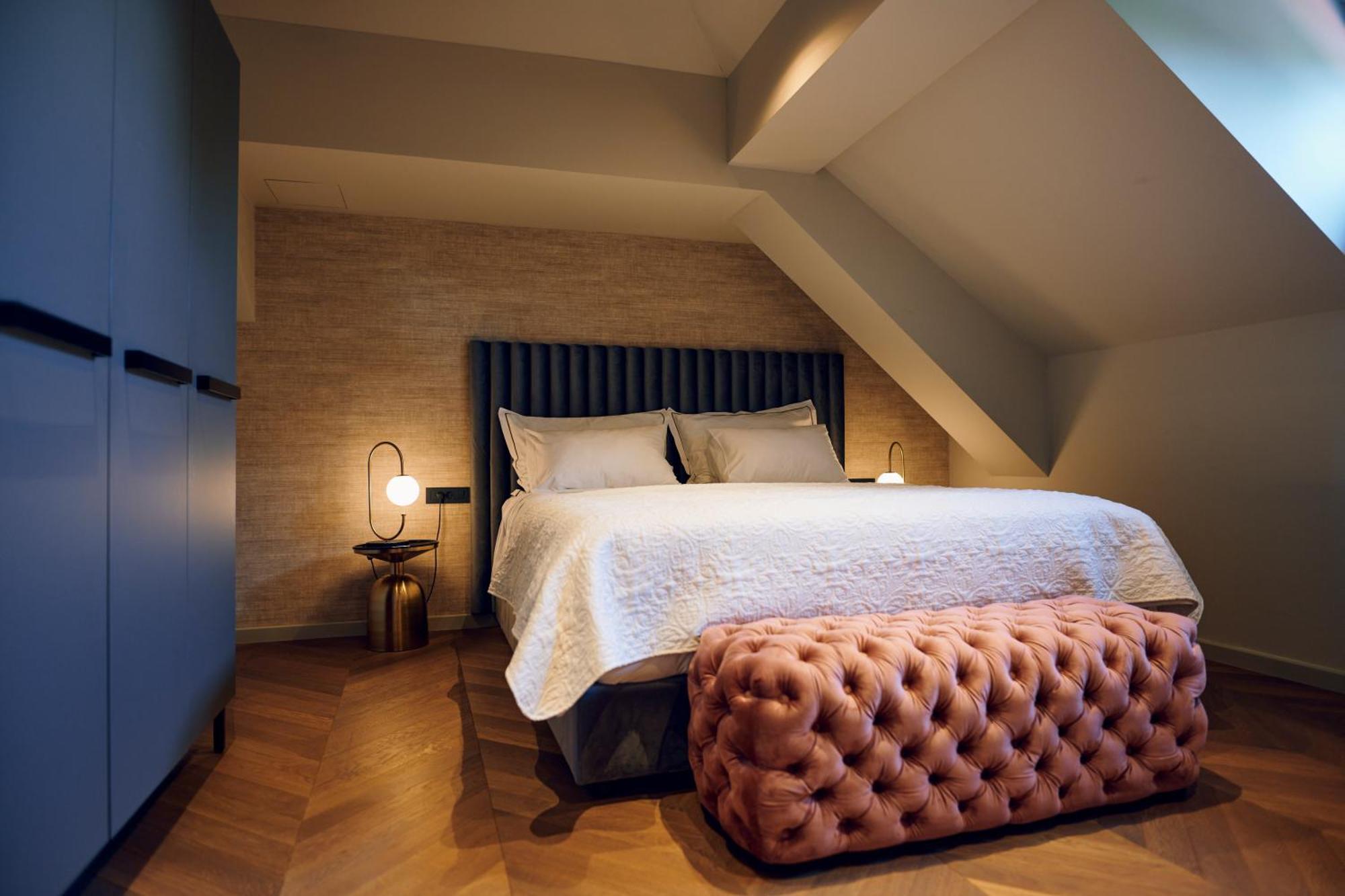 Republika Aparthotel 4*