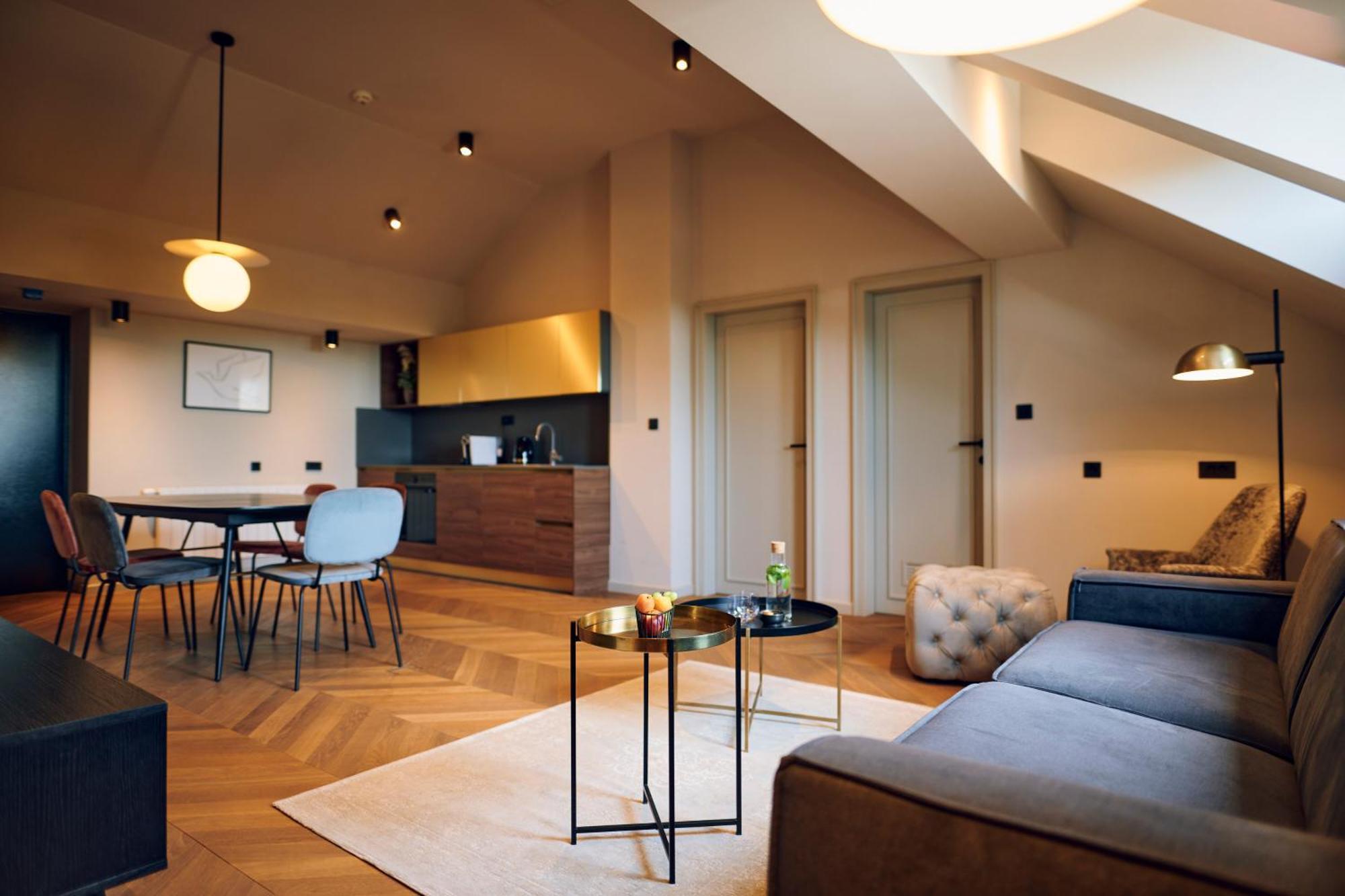 Republika 4* Zagreb